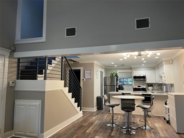 405 Short Circuit 5, Horseshoe Bay, TX 78657