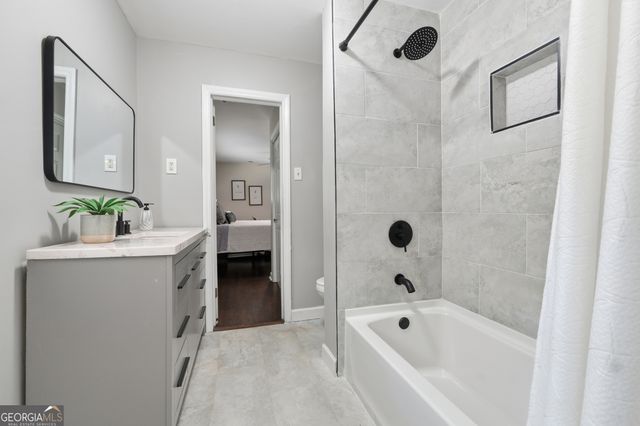 3255 Columbia Woods, Decatur, GA 30032