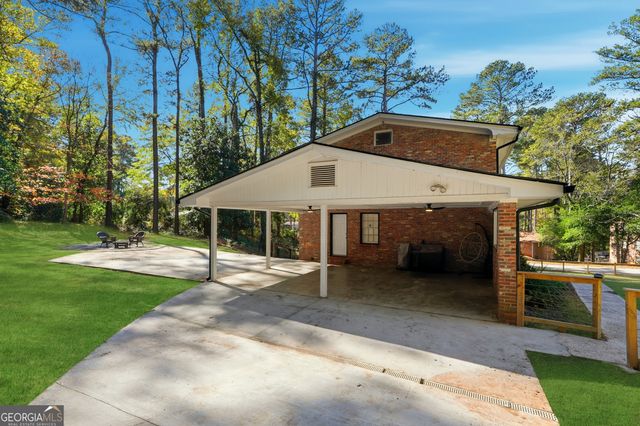 3255 Columbia Woods, Decatur, GA 30032