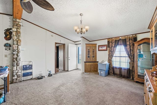 12026 N 39th St W, Sedgwick, KS 67135