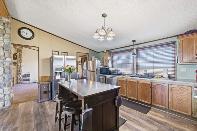 12026 N 39th St W, Sedgwick, KS 67135