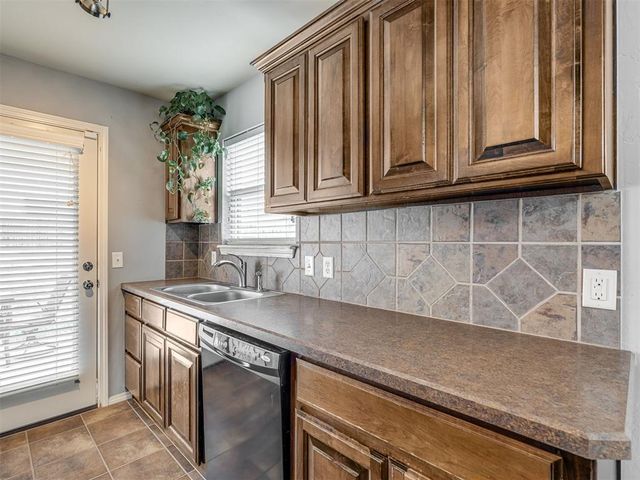 1821 NW 143rd Street, Edmond, OK 73013