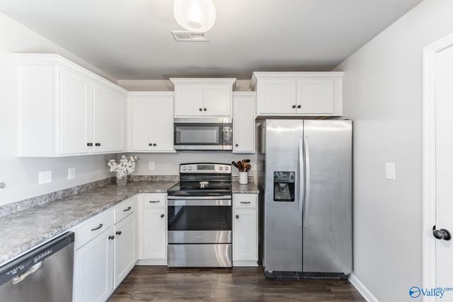 225 Maggie Mance Lane, Harvest, AL 35749