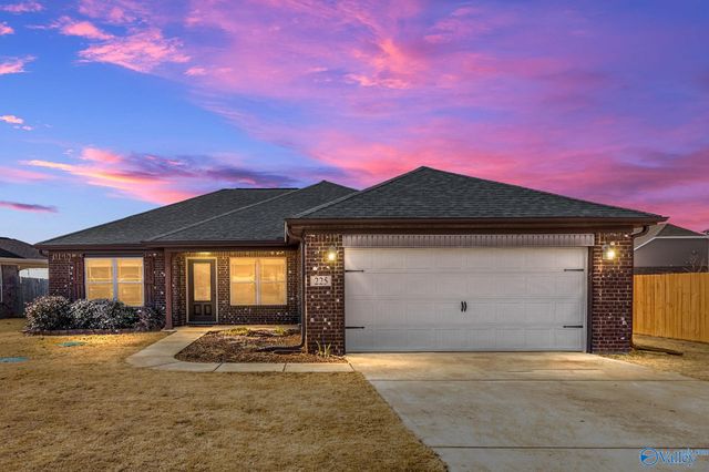 225 Maggie Mance Lane, Harvest, AL 35749