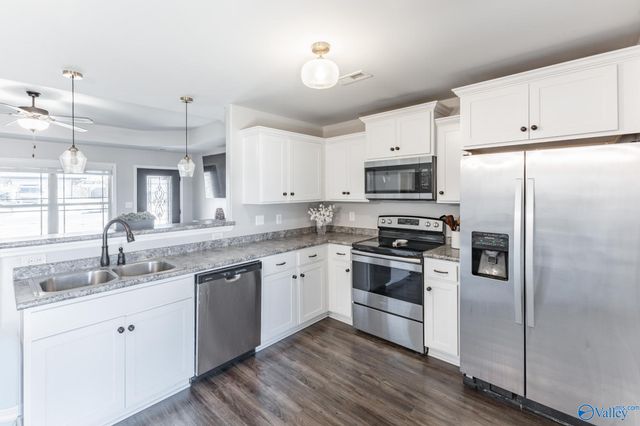 225 Maggie Mance Lane, Harvest, AL 35749