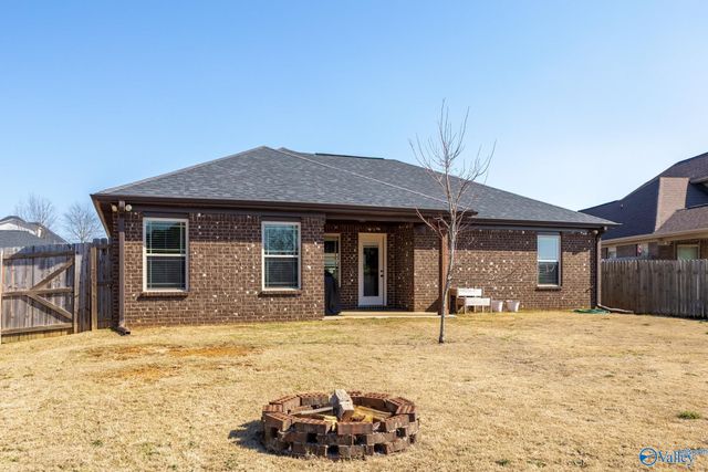 225 Maggie Mance Lane, Harvest, AL 35749