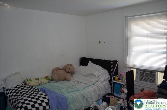 320 South 11th Street, Easton, PA 18042