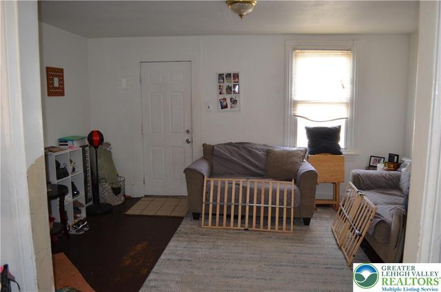 320 South 11th Street, Easton, PA 18042