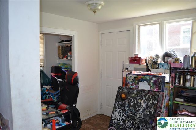 320 South 11th Street, Easton, PA 18042