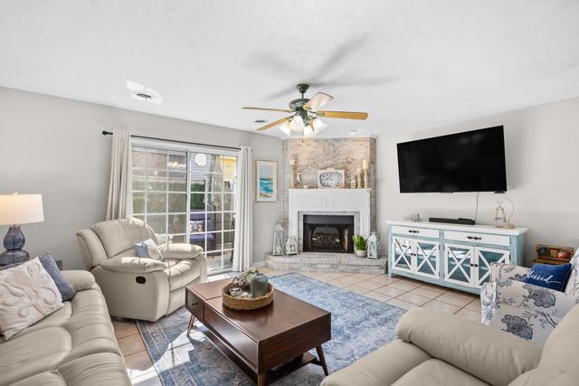 830 44th Ave N Apt R1, Myrtle Beach, SC 29577