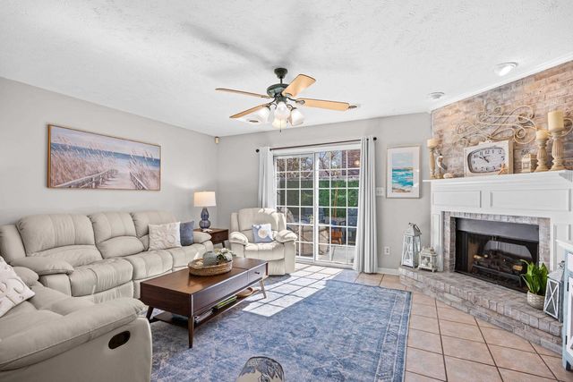 830 44th Ave N Apt R1, Myrtle Beach, SC 29577