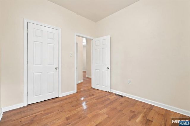491 17th Street, Newark, NJ 07103