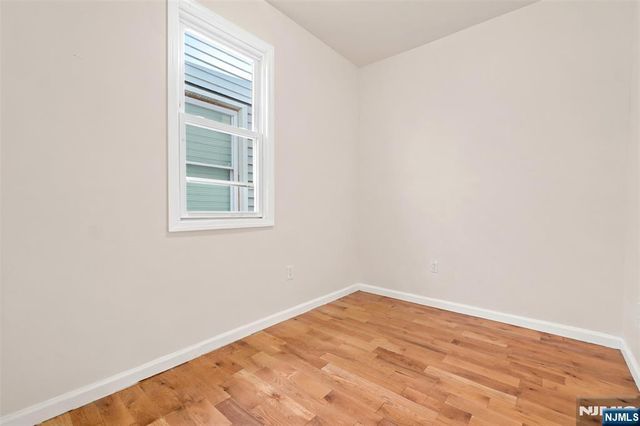 491 17th Street, Newark, NJ 07103