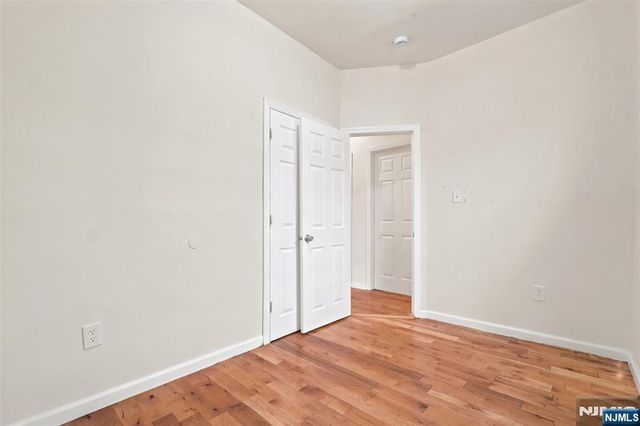491 17th Street, Newark, NJ 07103