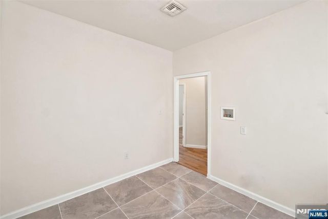 491 17th Street, Newark, NJ 07103