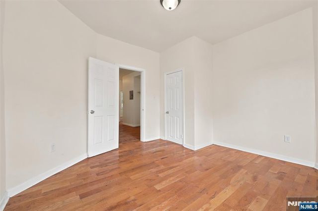 491 17th Street, Newark, NJ 07103