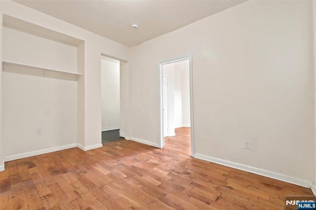 491 17th Street, Newark, NJ 07103