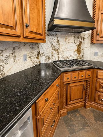 919 Stone Creek Boulevard, Yukon, OK 73099