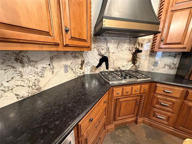 919 Stone Creek Boulevard, Yukon, OK 73099