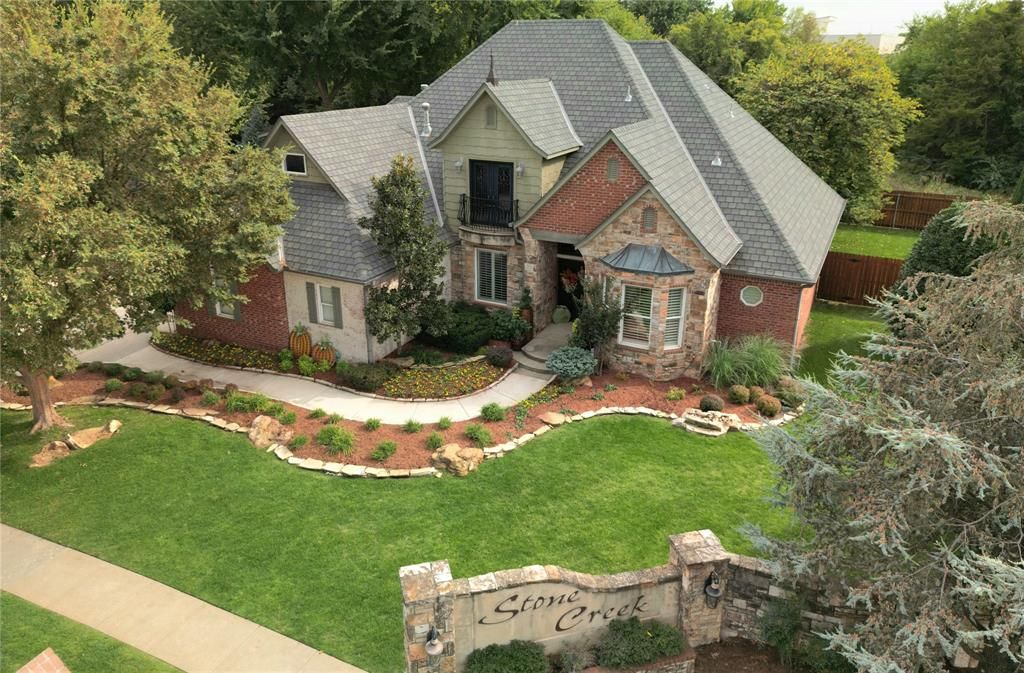 919 Stone Creek Boulevard, Yukon, OK 73099