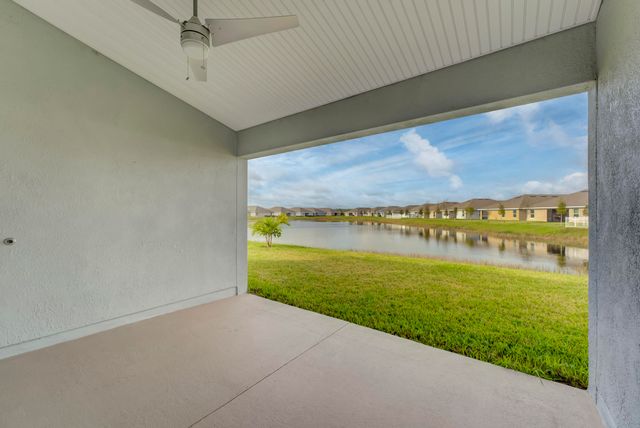 5327 Vespera Street, Fort Pierce, FL 34951