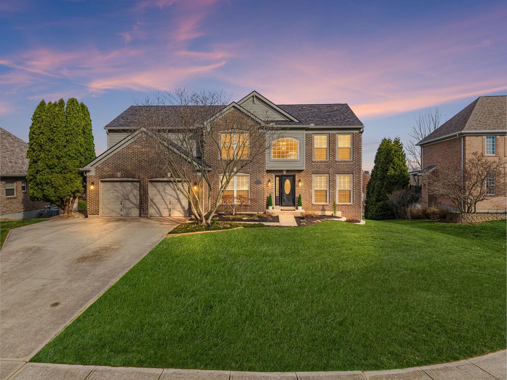 1545 Backwood Court, Hebron, KY 41048