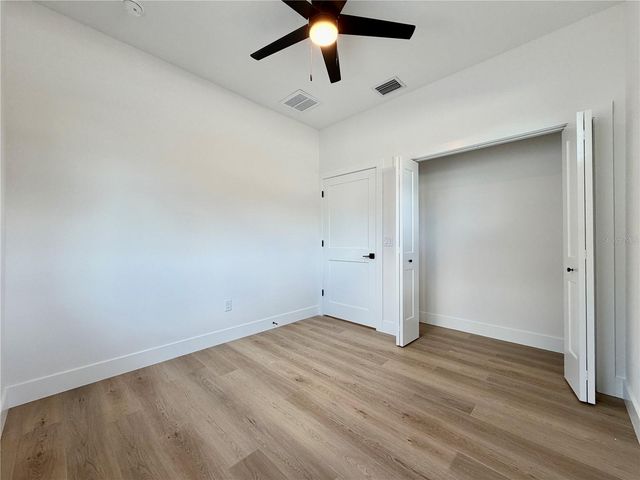 2848 30TH AVENUE N, St Petersburg, FL 33713