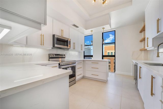 671 Biltmore Way PH, Coral Gables, FL 33134