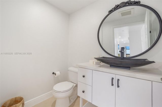 671 Biltmore Way PH, Coral Gables, FL 33134