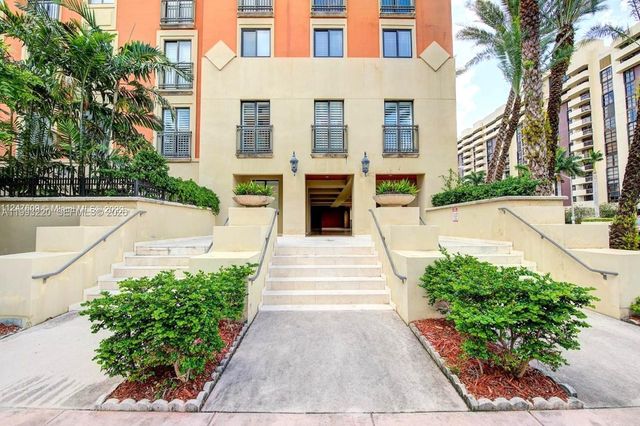 671 Biltmore Way PH, Coral Gables, FL 33134