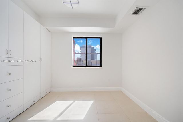 671 Biltmore Way PH, Coral Gables, FL 33134