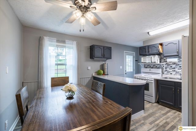 7709 S 42 Street, Bellevue, NE 68147