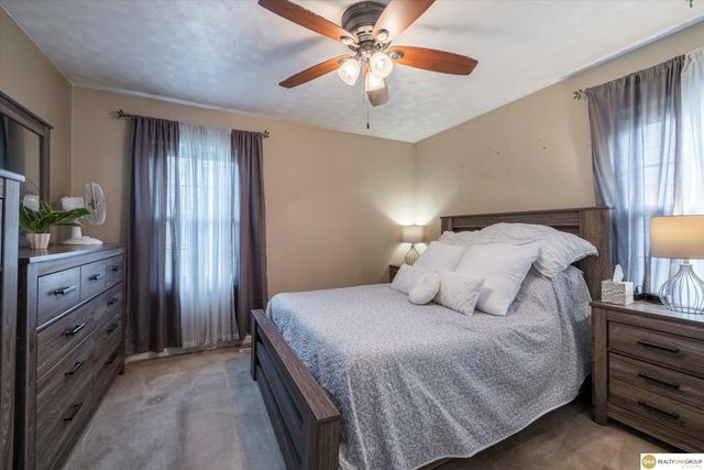 7709 S 42 Street, Bellevue, NE 68147