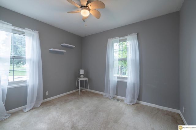 7709 S 42 Street, Bellevue, NE 68147