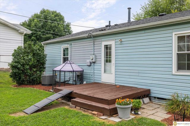 7709 S 42 Street, Bellevue, NE 68147