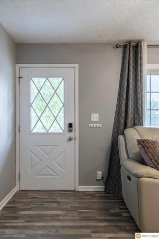 7709 S 42 Street, Bellevue, NE 68147