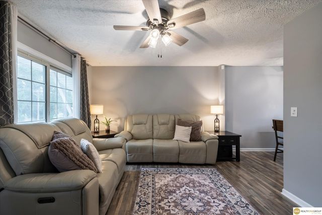7709 S 42 Street, Bellevue, NE 68147