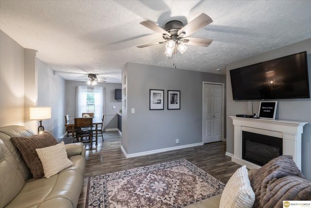 7709 S 42 Street, Bellevue, NE 68147