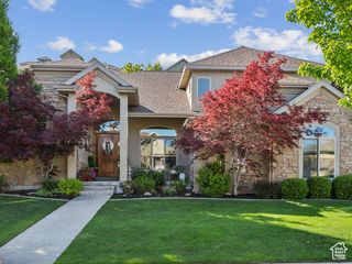 1744 E BURNING OAK DR, Draper, UT 84020