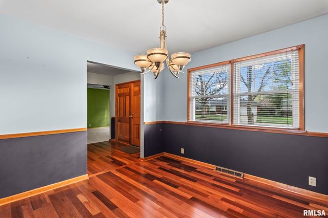 2229 FAIRWAY Drive, Springfield, IL 62704