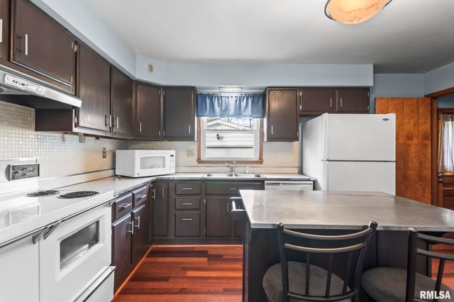 2229 FAIRWAY Drive, Springfield, IL 62704