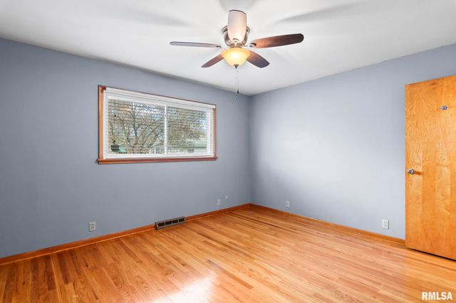 2229 FAIRWAY Drive, Springfield, IL 62704