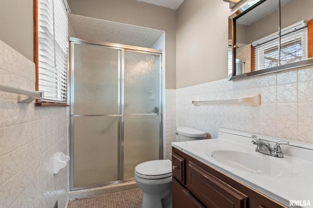 2229 FAIRWAY Drive, Springfield, IL 62704