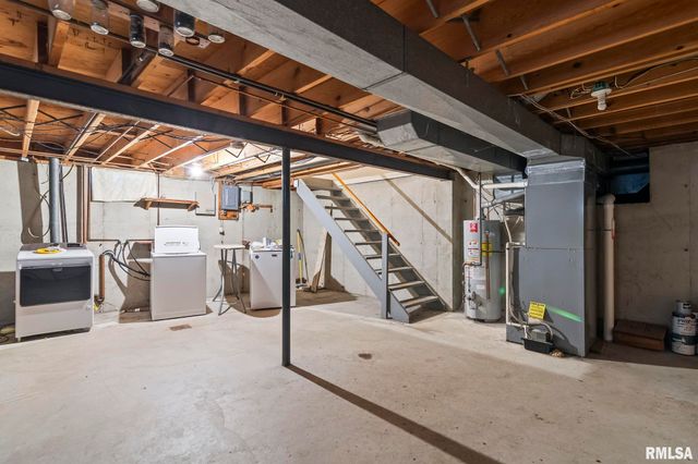 2229 FAIRWAY Drive, Springfield, IL 62704