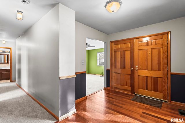 2229 FAIRWAY Drive, Springfield, IL 62704