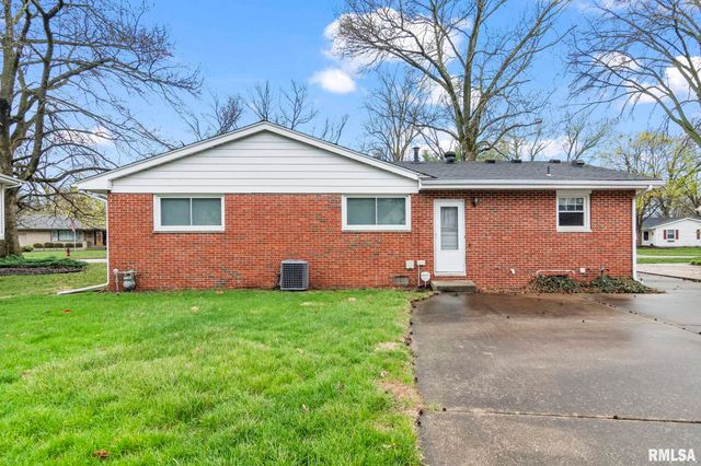 2229 FAIRWAY Drive, Springfield, IL 62704