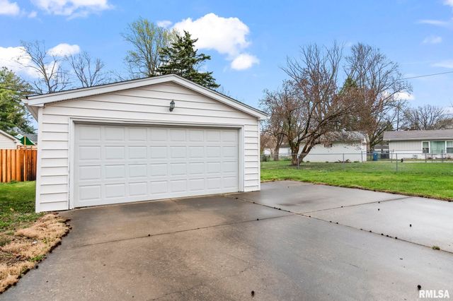 2229 FAIRWAY Drive, Springfield, IL 62704