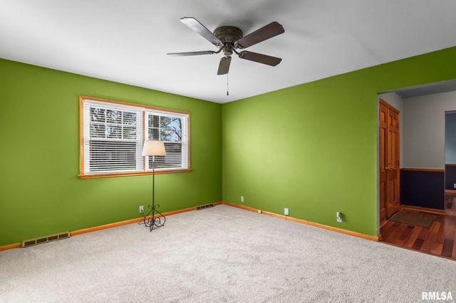 2229 FAIRWAY Drive, Springfield, IL 62704