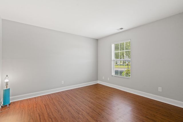 700 Alexis Dr., Longs, SC 29568