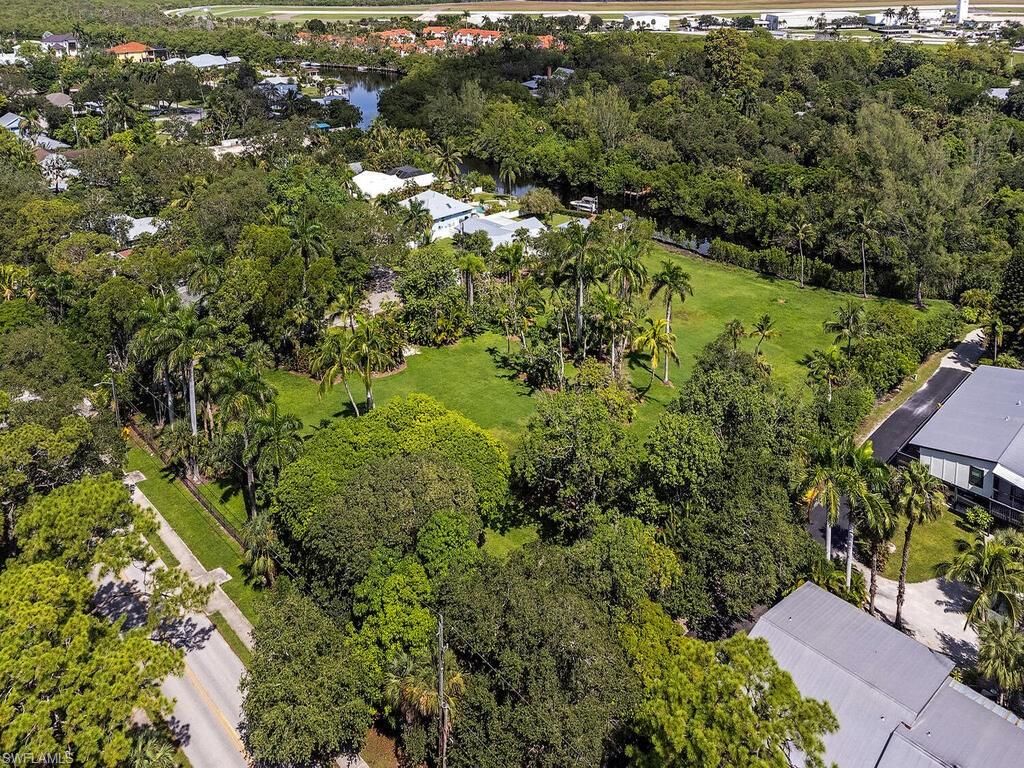2505 ESTEY AVE, NAPLES, FL 34104 — photo 4